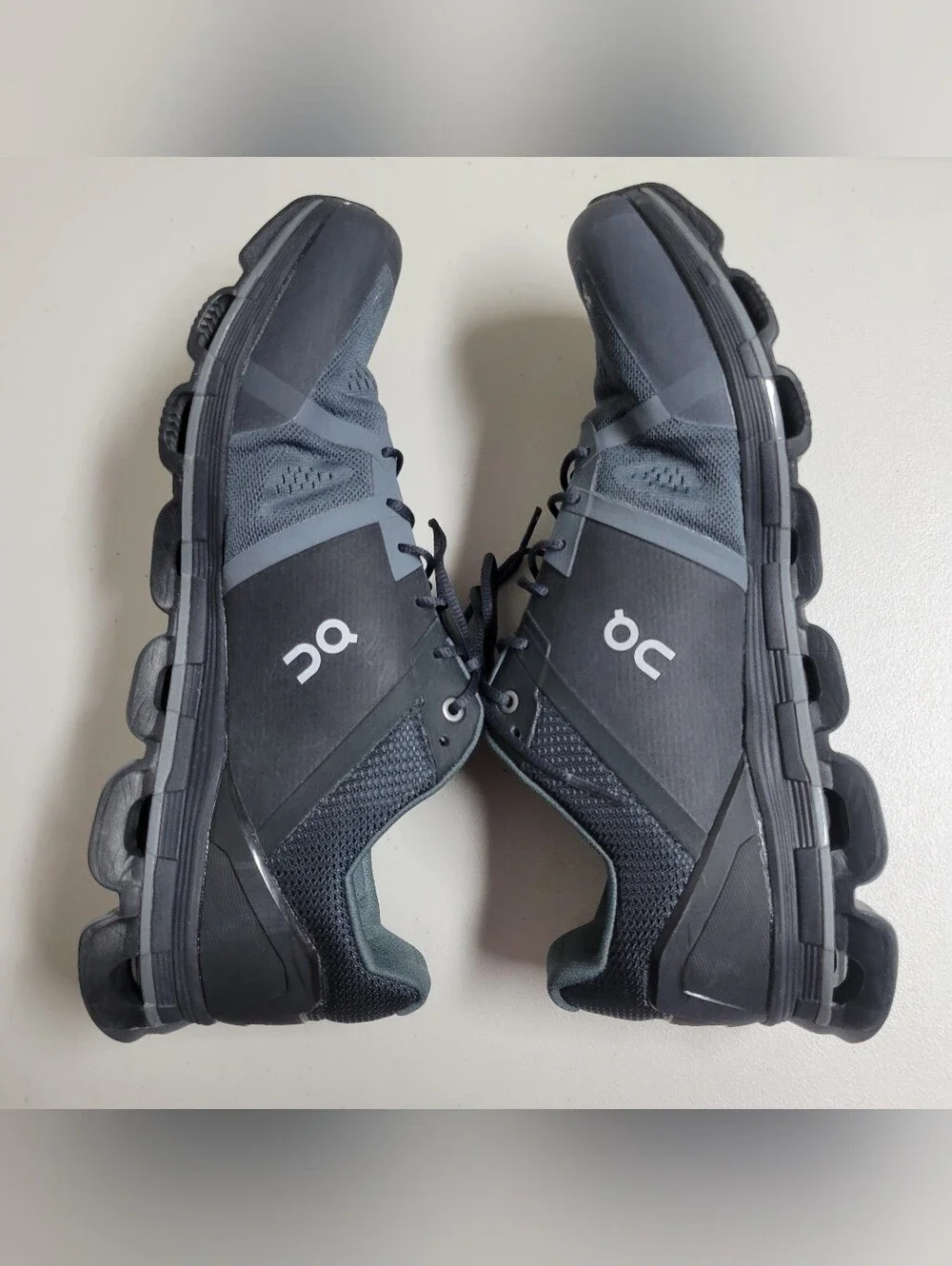 On Running Cloudace Running Shoes Men's Size 13.